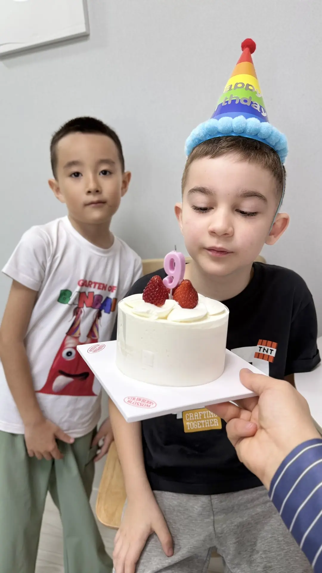 Длинных 9 лет с особенным ребёнком…  Сегодня моему малышу 9 лет. 🎂 И за этими цифрами — не просто го