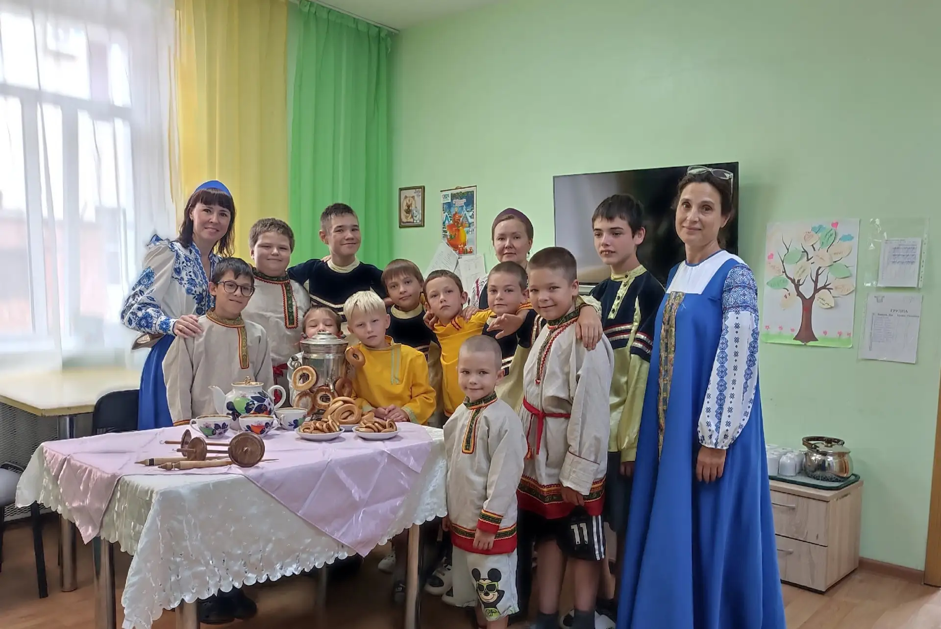 Ребята Челябинского областного центра «Семья» оживили старинные традиции. 👜

В Челябинском областно