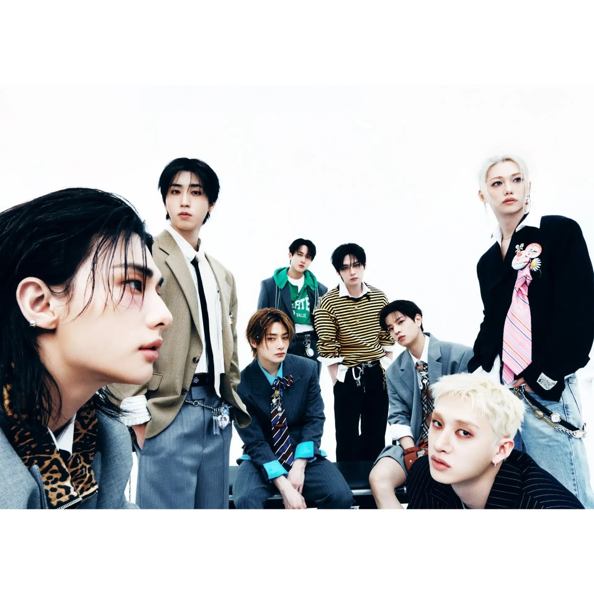Stray Kids «This & That» превысил 100 миллионов прослушиваний на YouTube Music.