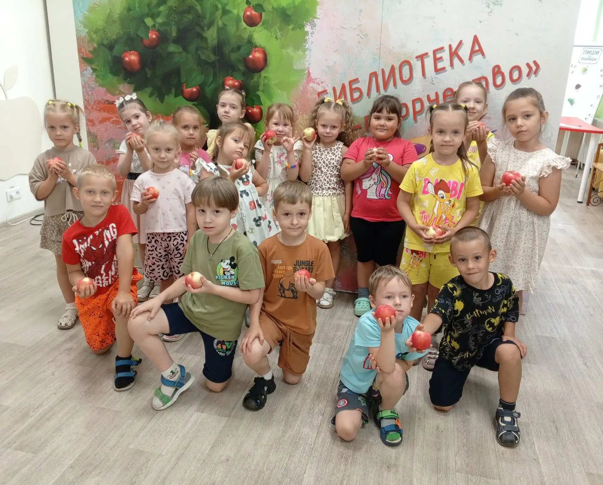 19 августа отмечают народный праздник Яблочный Спас.🍎 В преддверии этого праздника вос...