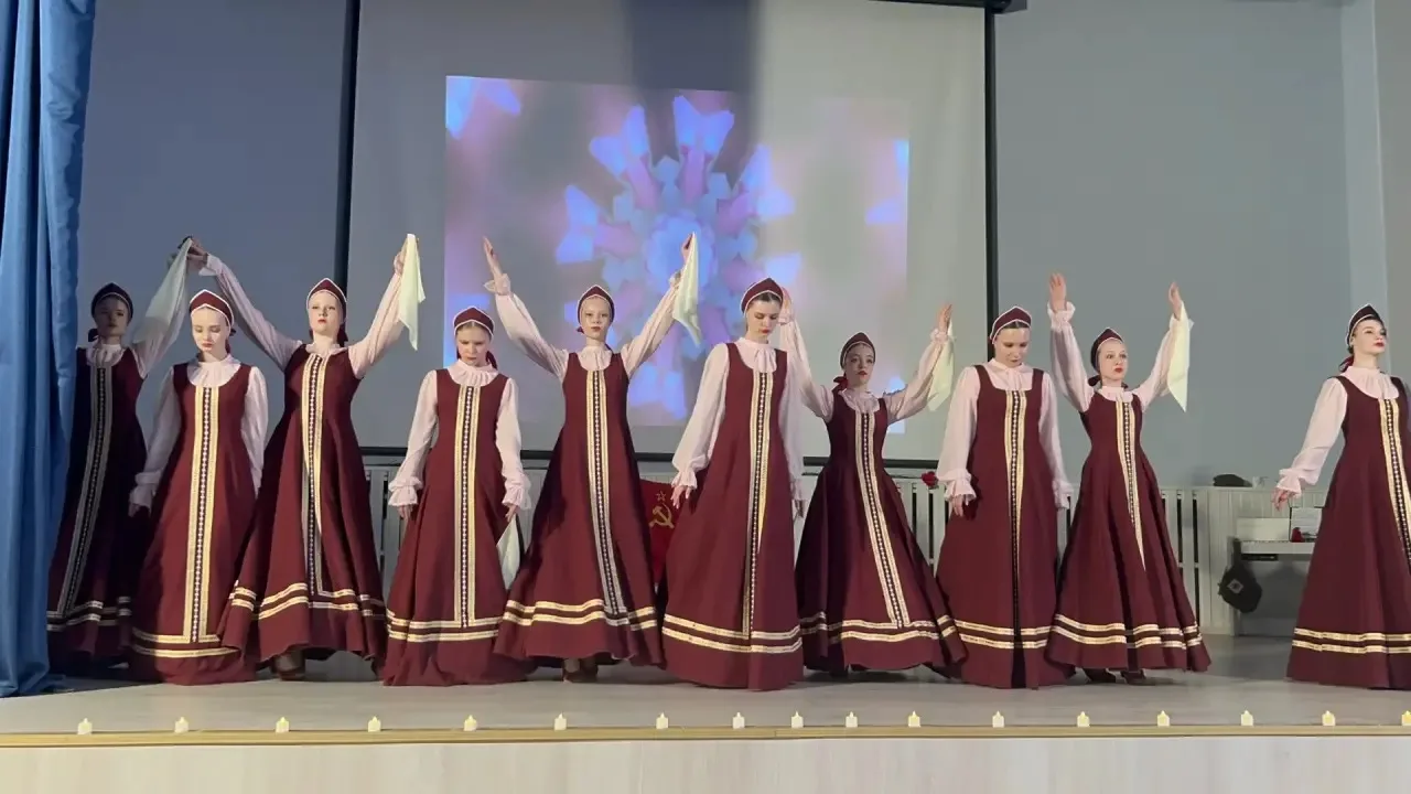 🎶 В нашей школе с огромным успехом прошел концерт «Песни Победы»!  Дорогие друзья! В преддверии вели