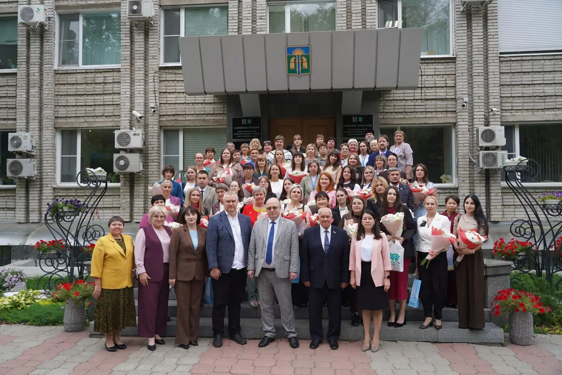 Пашинцева Анастасия Владиславовна, вместе с другими руководителями образовательных орга...