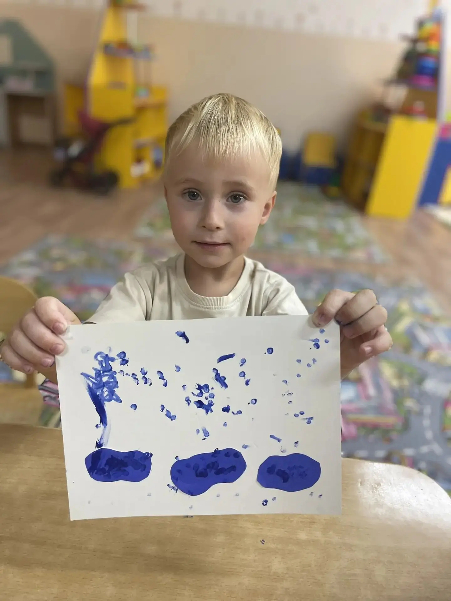 ☔️ Кап-кап: рисуем дождик пальчиками!