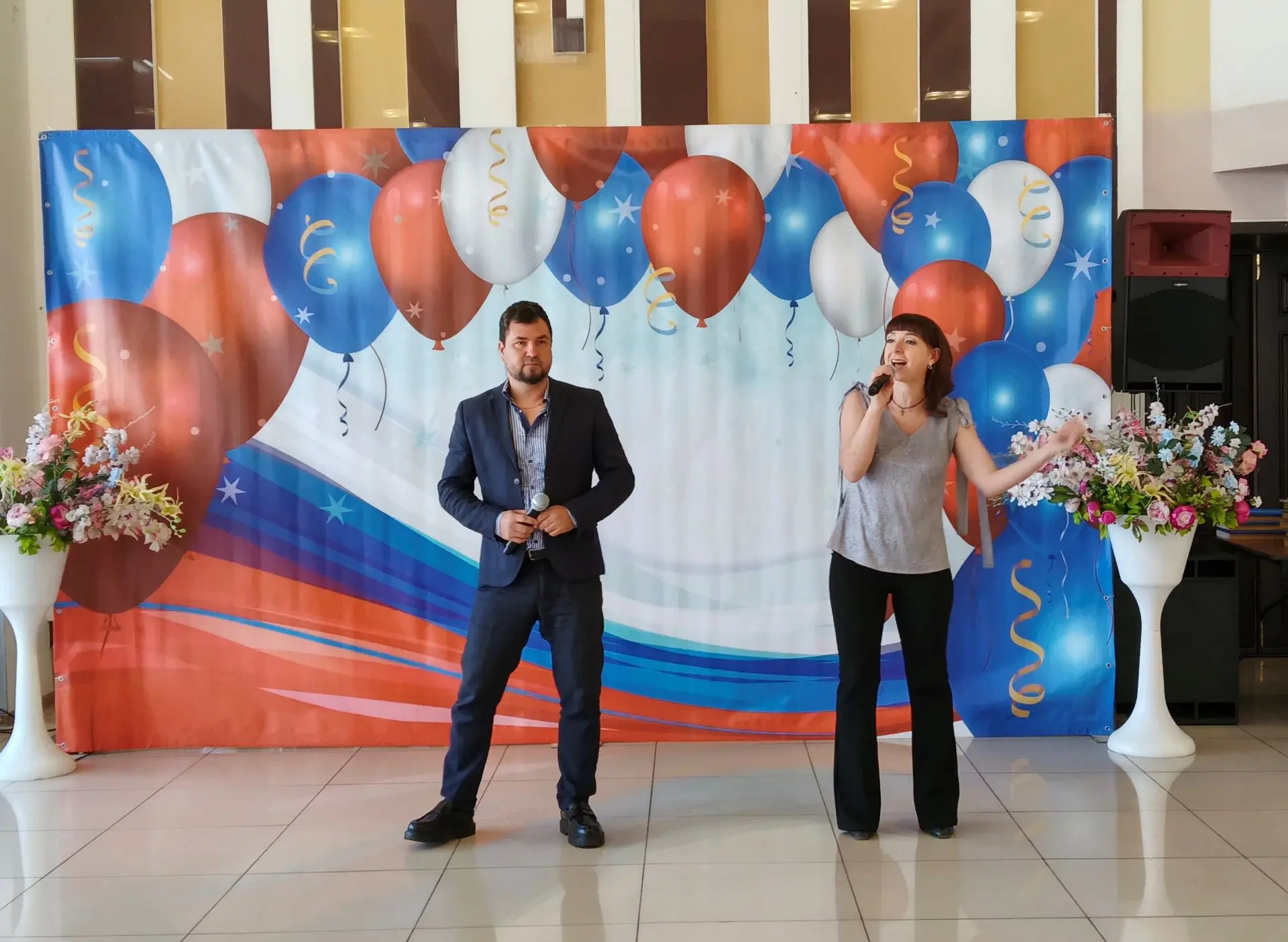 Сегодня в городском Центре культуры состоялось торжественное мероприятие в честь праздн...