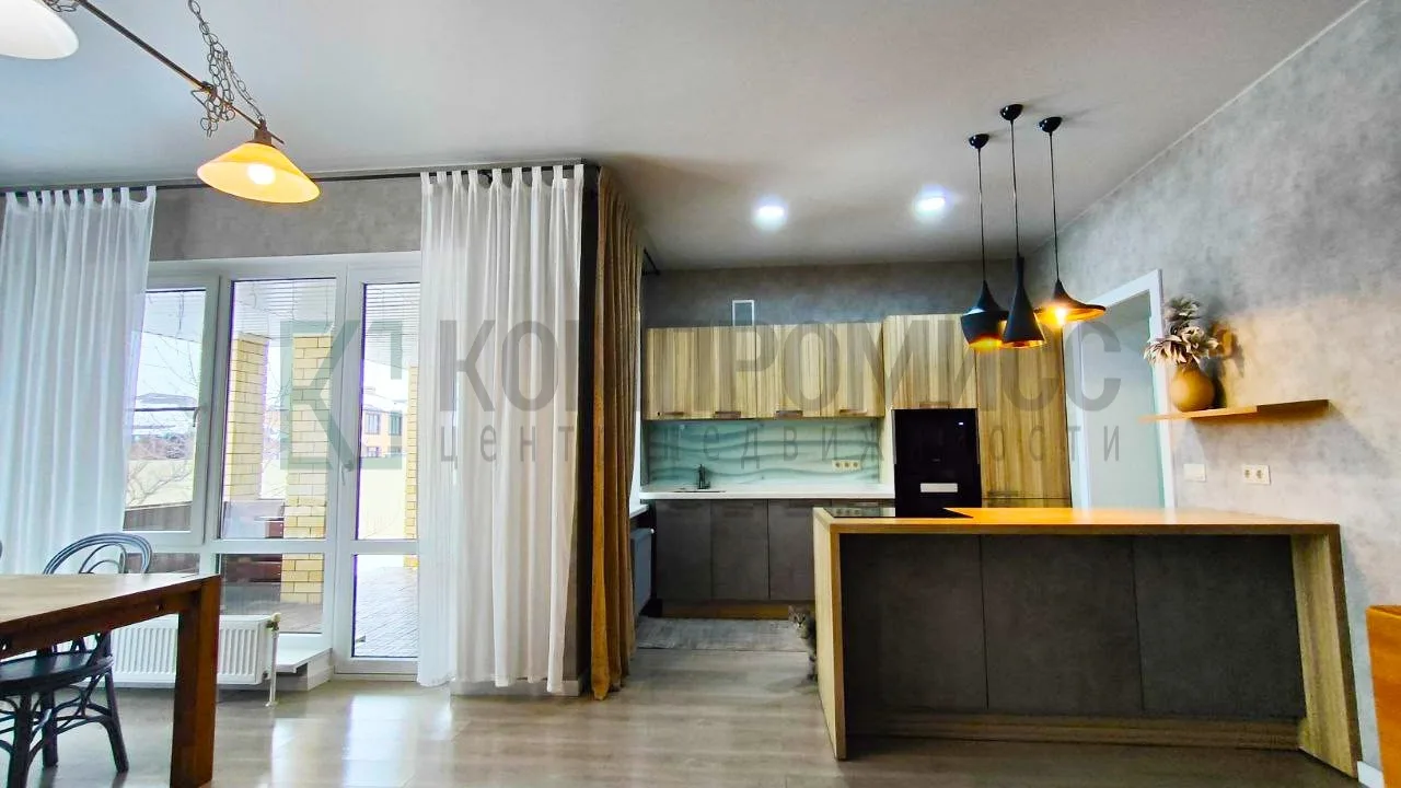 📍 Просторный дом с террасой и садом    🏠 Про дом:  ✅ 128,7 кв.м., 3 спальни, кухня-гостиная 32,9 м² 