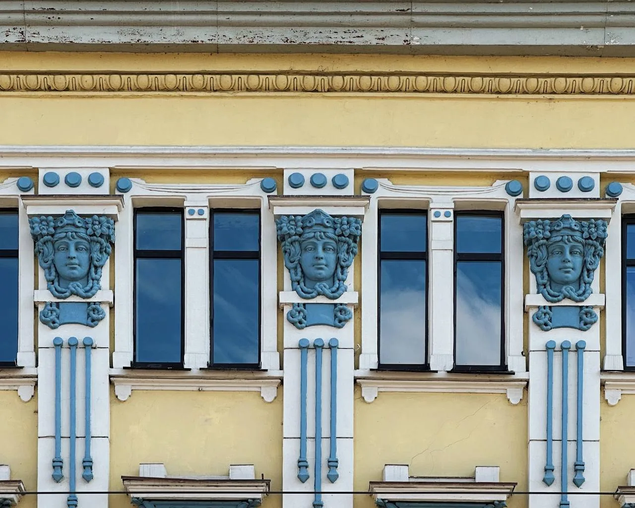 🗿 Маскароны Нижнего Новгорода