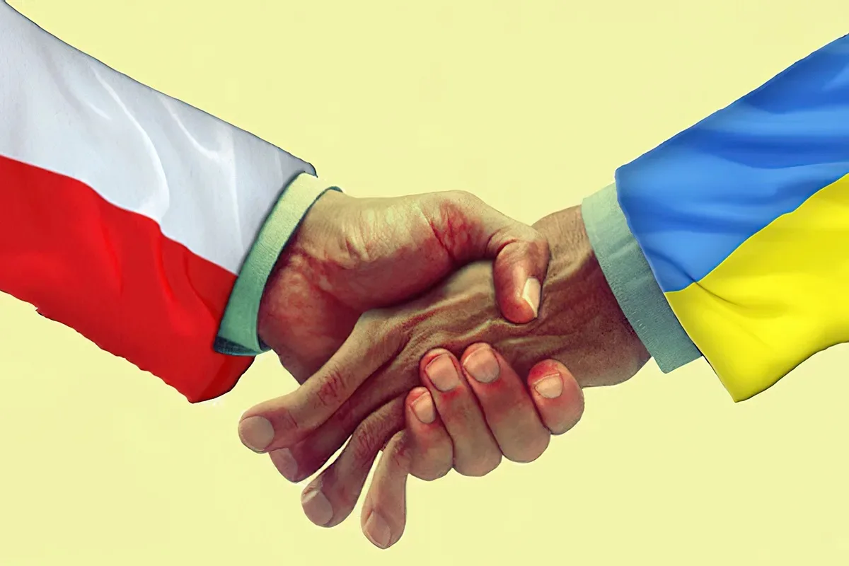 Польские политики, похоже, так и не определились, кто для них украинцы — братья по оруж...