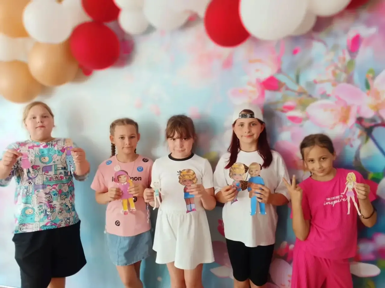 📣 В нашем лагере прошёл «Праздник маленьких добрых дел»

☀️ Сегодня, в этот по-настоящему солнечный