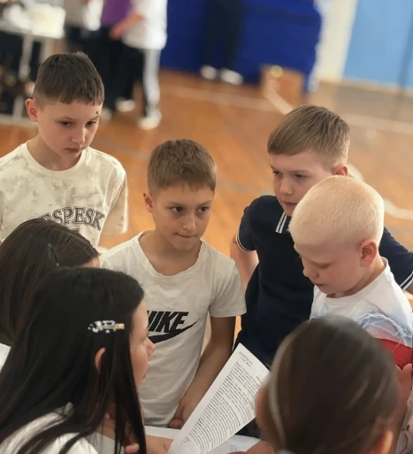 В школьном этапе "Зарница 2.0" среди 3-4 классов  участвовал 4 "Б" класс МБОУ "Лицей". Ребята выполн