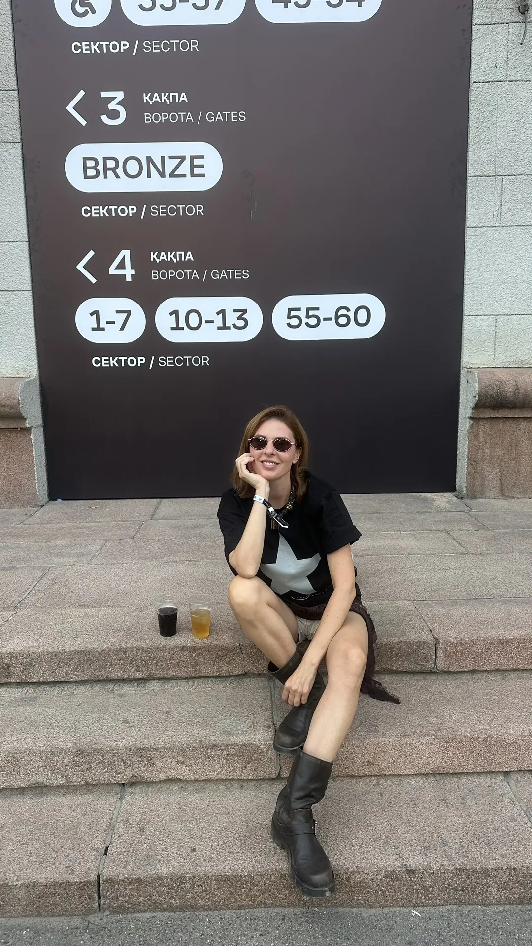 Если вы еще думаете идти ли вам на концепт YE в Питере, не думайте! Это точно того стои...