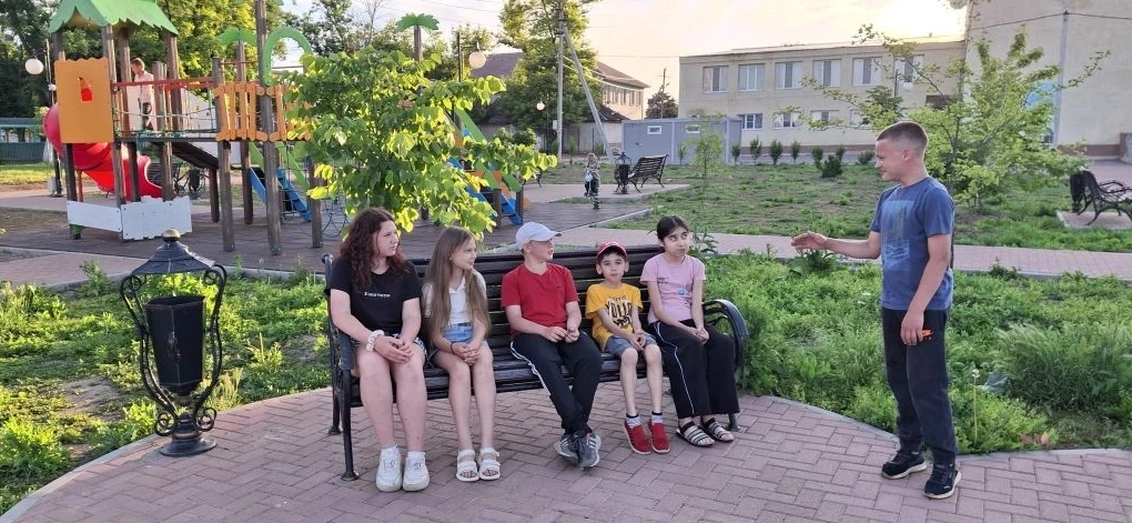 «Спорт — это здоровье!»

8 июня на нашей  площадке  по месту жительства было шумно и весело. Для реб