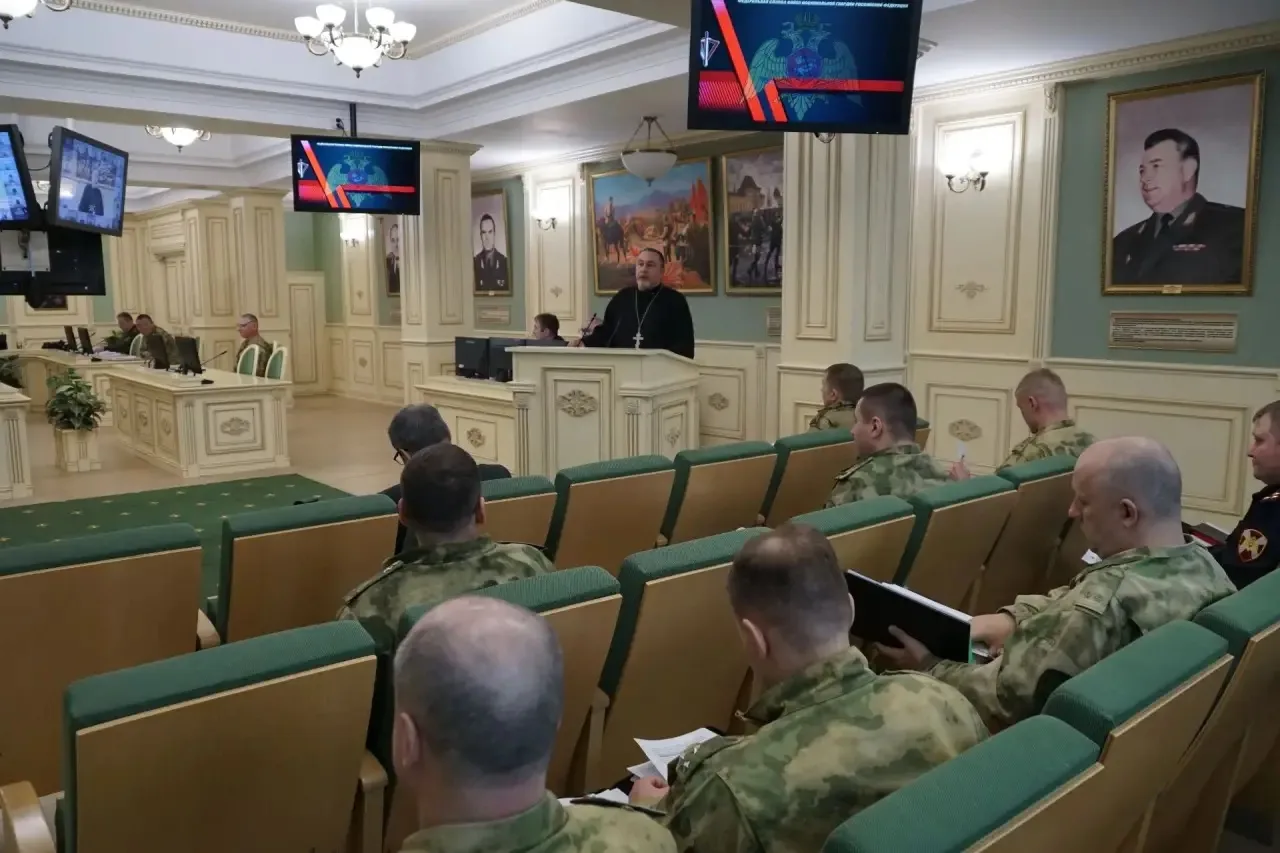 Помощник командующего Восточным округом Росгвардии по работе с верующими поздравил личный состав вед