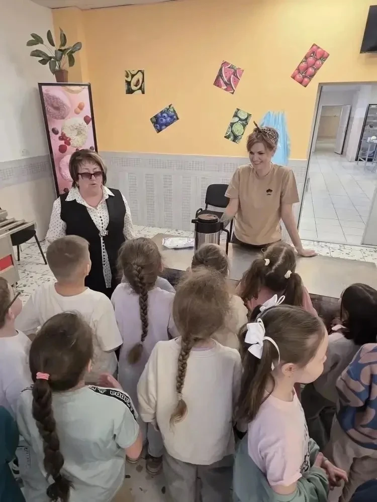 Преемственность в действии: визит воспитанников МБДОУ №35 в школу 🏫👧🏼👦🏻  В рамках программы преемств