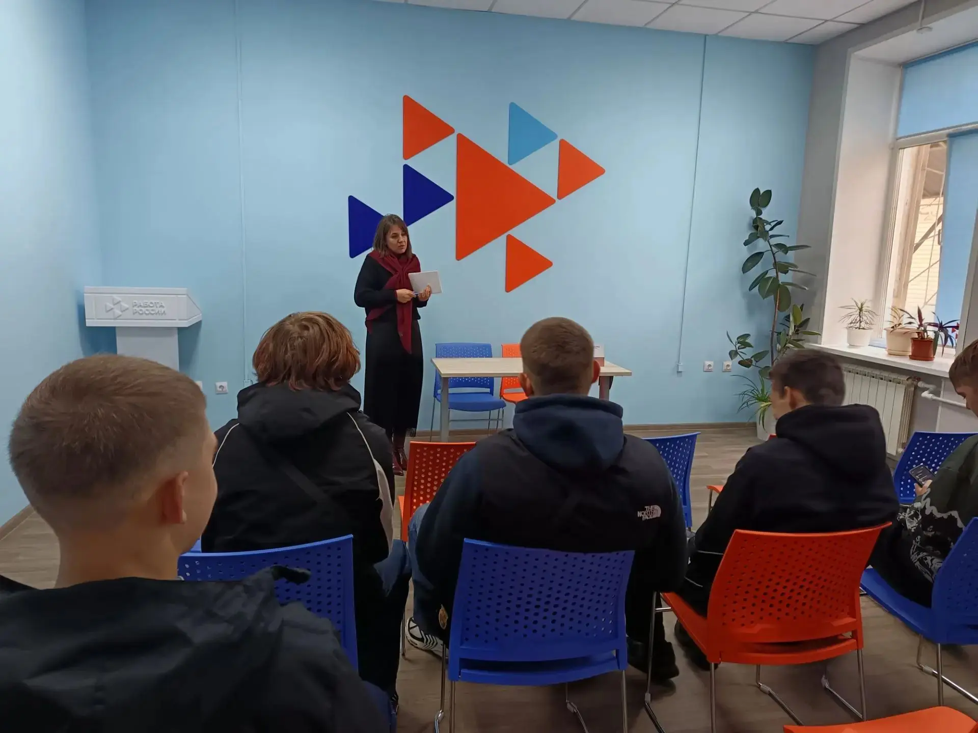 Студенты ОГТК на ярмарке вакансий 💼