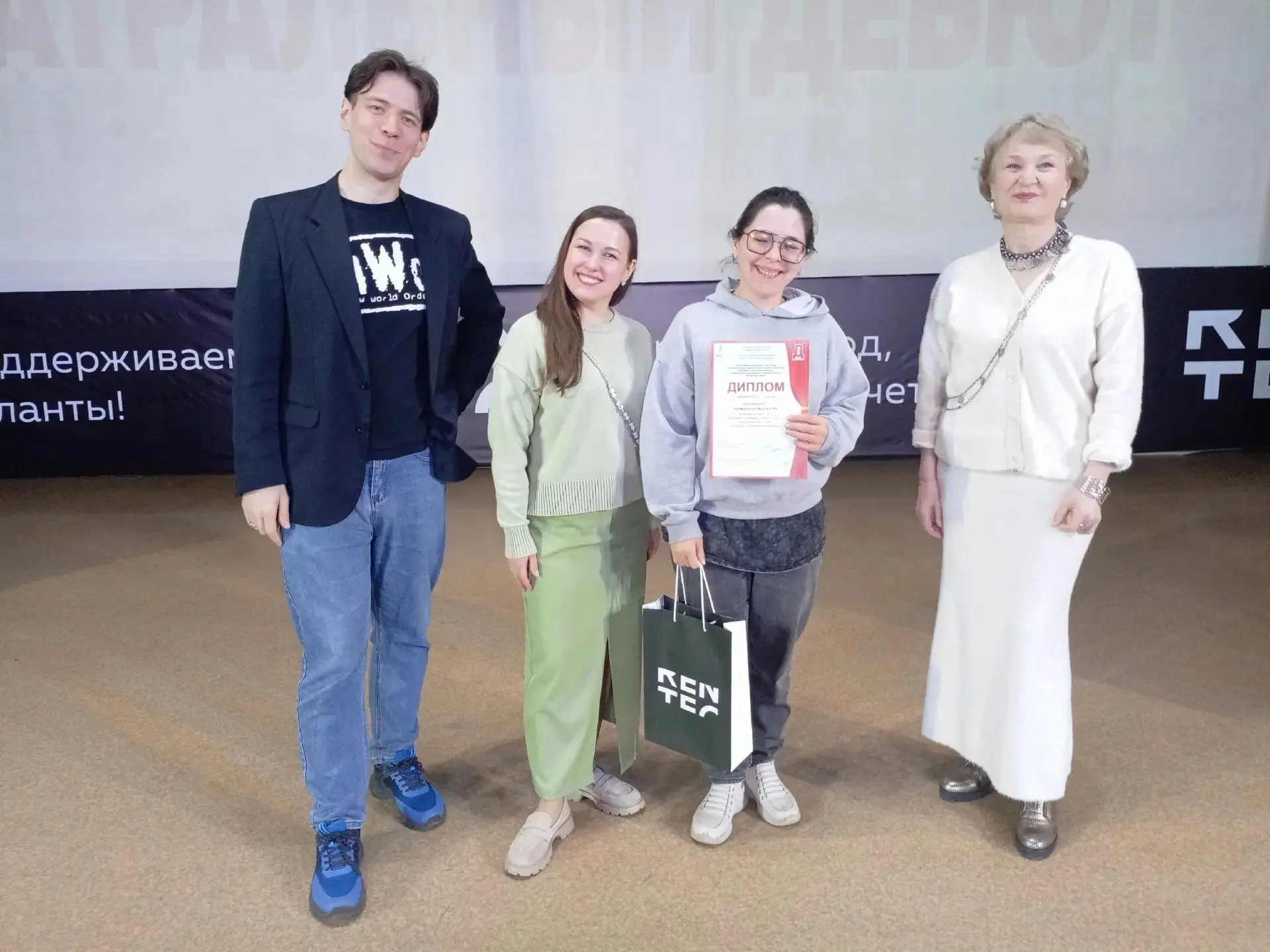 🎭 5 апреля два коллектива театральной студии «7Я» КНП «Станция» Центра «Пульс» приняли...
