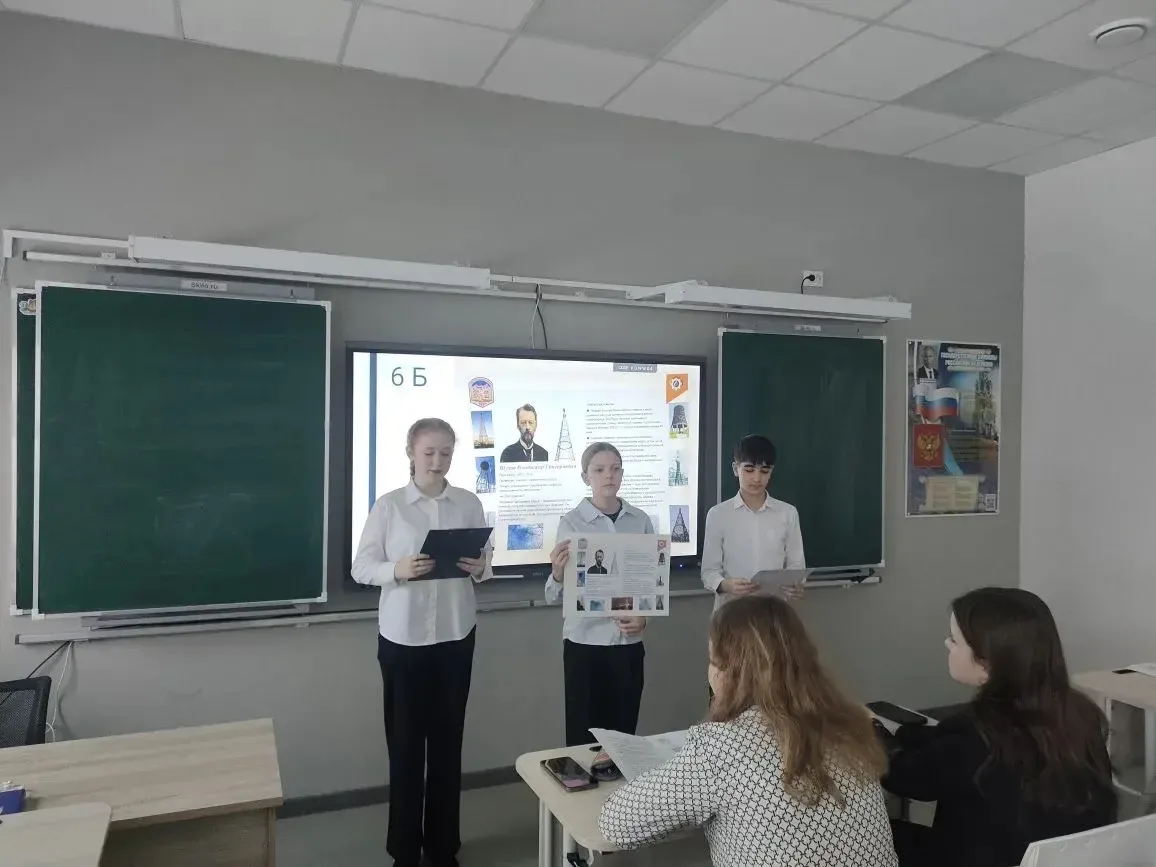 📚⚙️ТЕХНИЧЕСКИЕ УМЫ РОССИИ  🔬 В 2025–2026 учебном году в нашей школе был реализован общешкольный прое