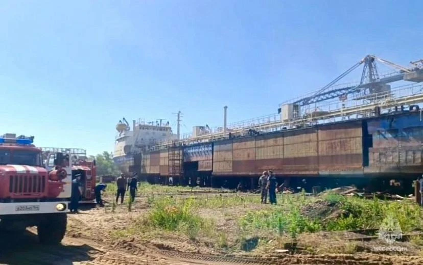 В Балаково пожарные потушили танкер на судоремонтном заводе

Сегодня утром на улице Коммунистической