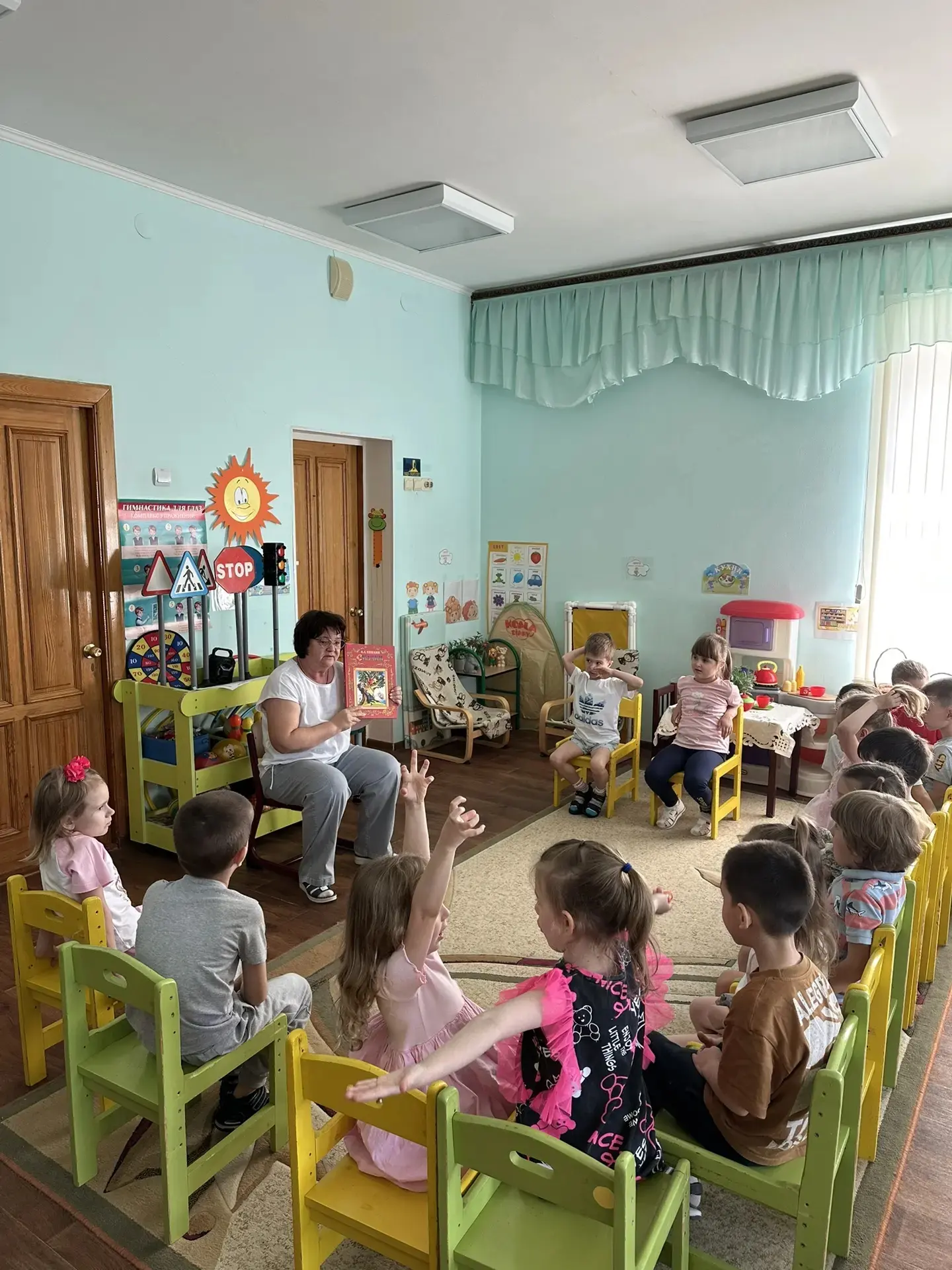 6 июня считается Пушкинским днем, так как именно в этот день много лет назад родился ве...