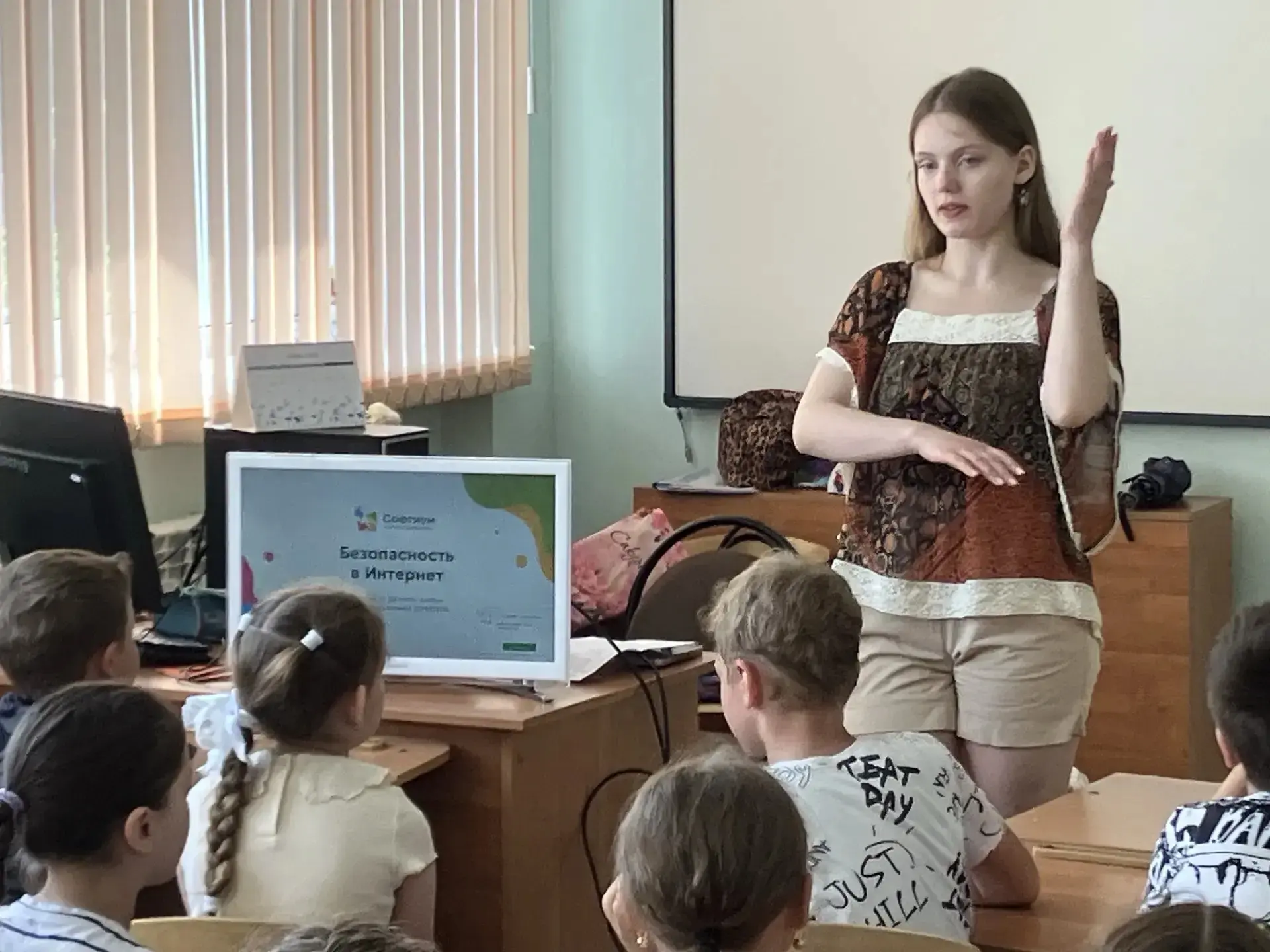 Технологии, творчество и сладкое настроение в лагере «Эдельвейс»! 🍦🚀

10 июня в нашем лагере выдал