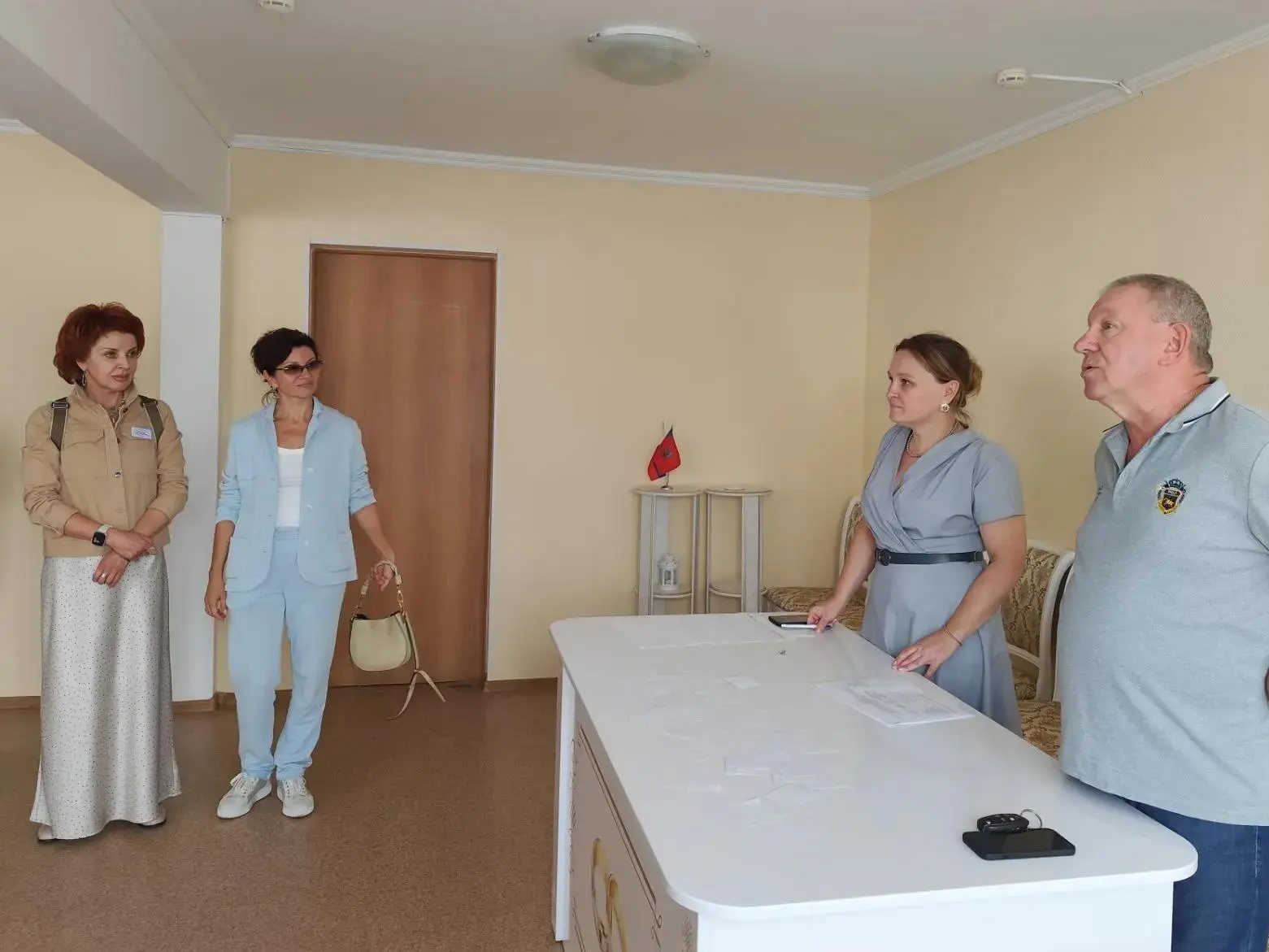 63 кандидата зарегистрированы на выборы в местный Совет депутатов. На каждом из 15 окру...