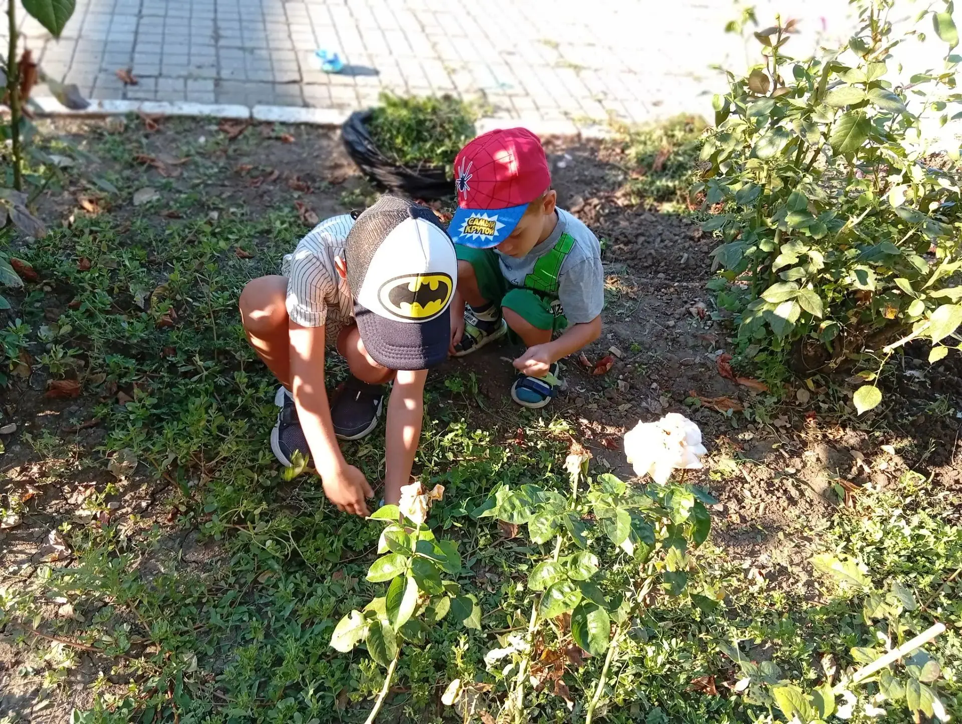 Все думают, что детям сотрудников легче всего в детском саду 😁. Но это совсем не так🤪.