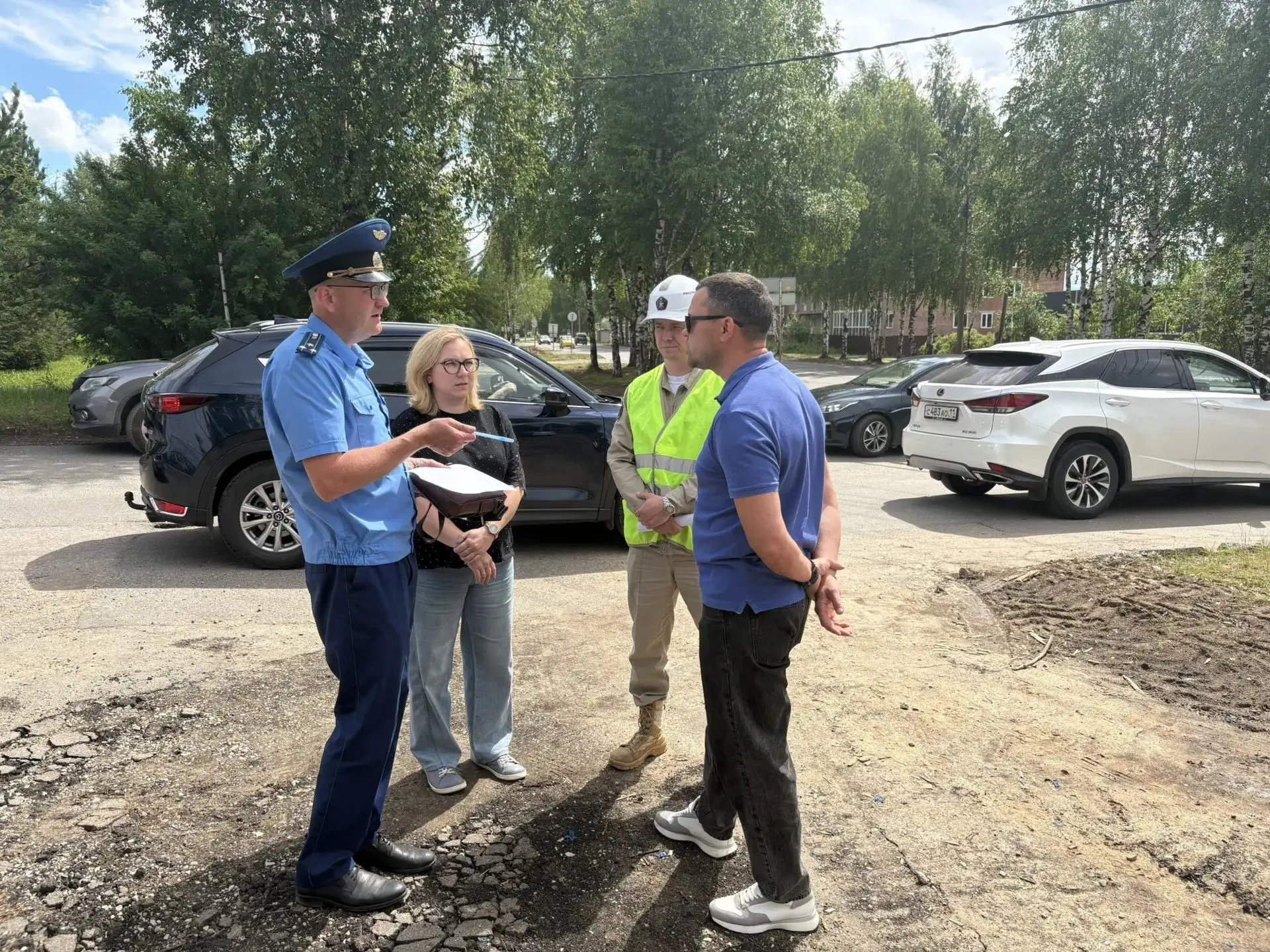ПРОКУРАТУРА СЫКТЫВКАРА ПРОВЕРИЛА ХОД СТРОИТЕЛЬСТВА ОБЪЕКТА СФЕРЫ ЖКХ
 
❗️ Прокурор г. Сыктывкара Пав