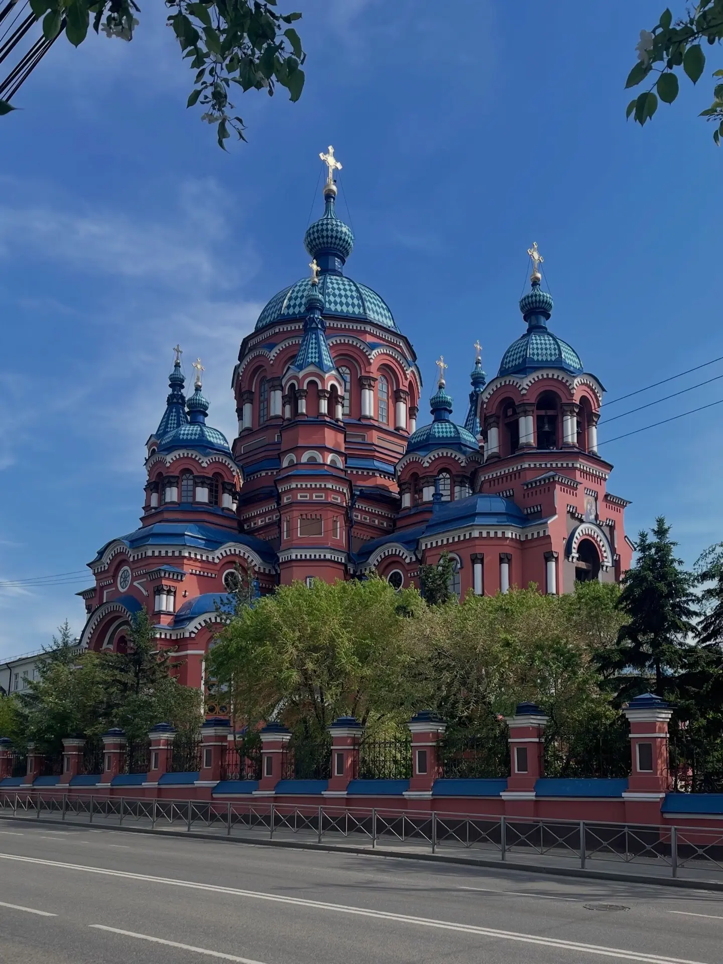 Доброе утро, иркутяне! 

Вот и закончились длинные выходные, понедельник встречает нас классной пого
