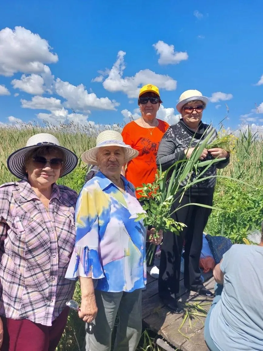 #АктивноеДолголетие
#Досуг_Троица
⁣
В дни празднования светлого и доброго праздника Святой Троицы уч