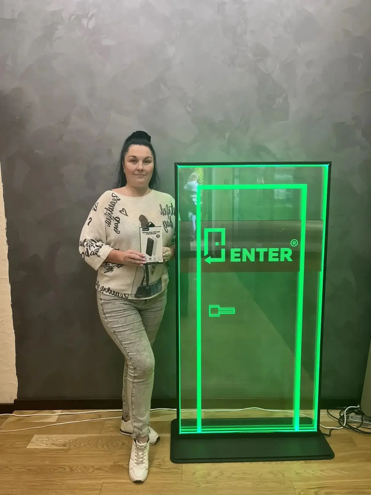 Наш портативный аккумулятор уже у победительницы конкурса активности 😉

Еще раз говорим спасибо за 