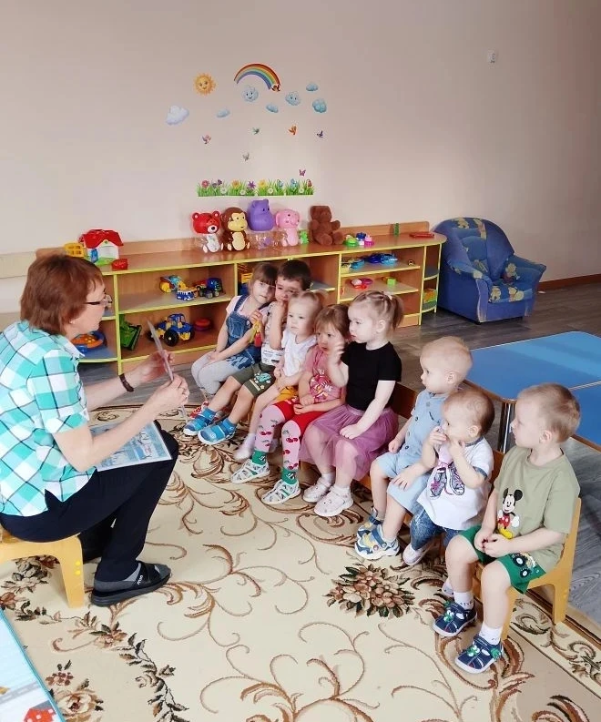 В целях предотвращения несчастных случаев на водных объектах в весенний период в младше...