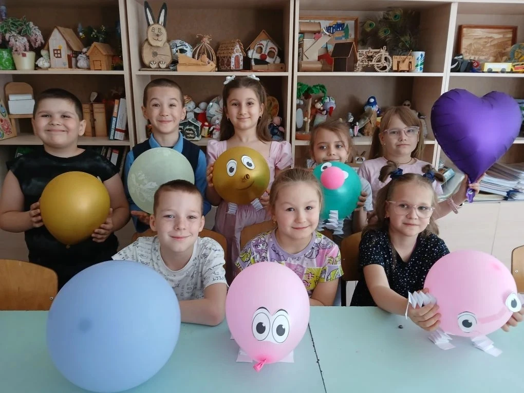 Знаете, есть дни, которые просто нельзя пропустить — и 6 июня как раз такой. День рожде...