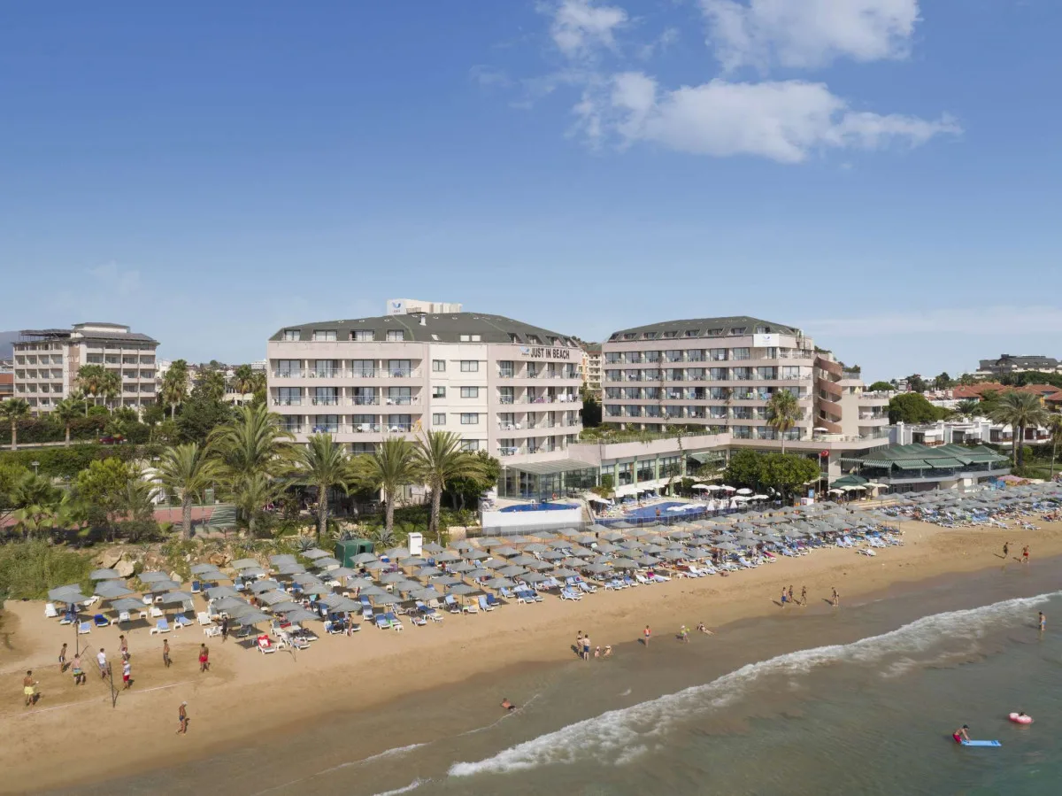 Приглашаем в ASKA JUST IN BEACH в Аланье, Авсаллар, в 50 м до моря с собственным песчан...