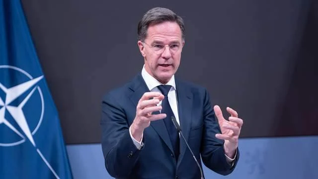 Генсек НАТО похвалил Украину и призвал усадить Путина за стол переговоров: