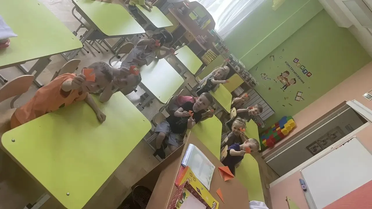 Наш креативный дождливый день! ☔️🦊
Кто сказал, что в дождь нужно грустить? В  группе № 14 «Бусинки»
