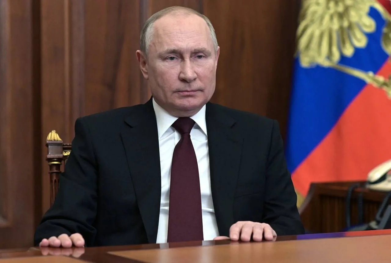 ⚡️Путин сегодня в 18:00 МСК обратится к россиянам по случаю предстоящих выборов в Госду...