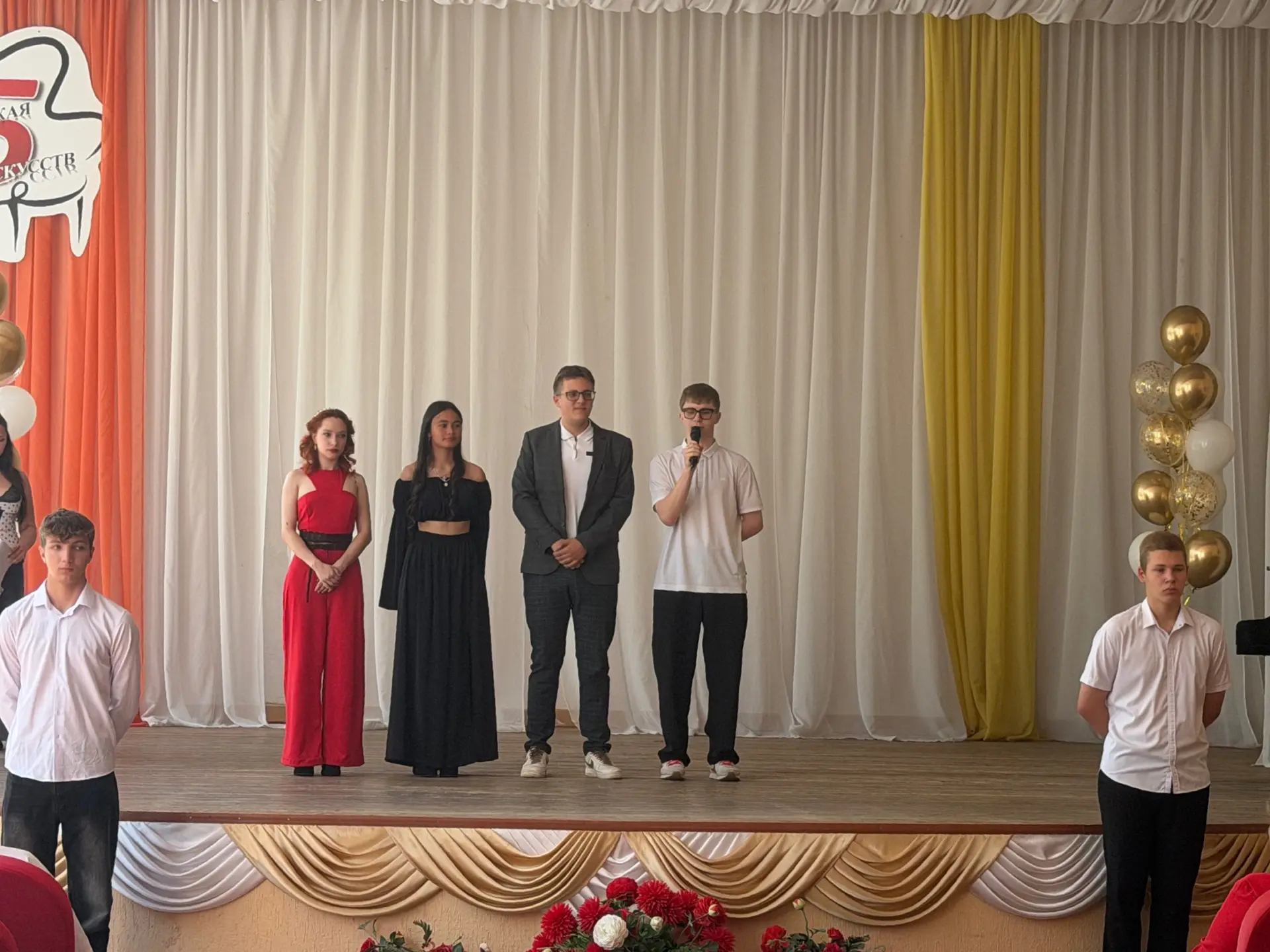 ✨Выпускной 2026 ✨

1 июля в «Детской школе искусств № 5» состоялось торжественное мероприятие - выпу