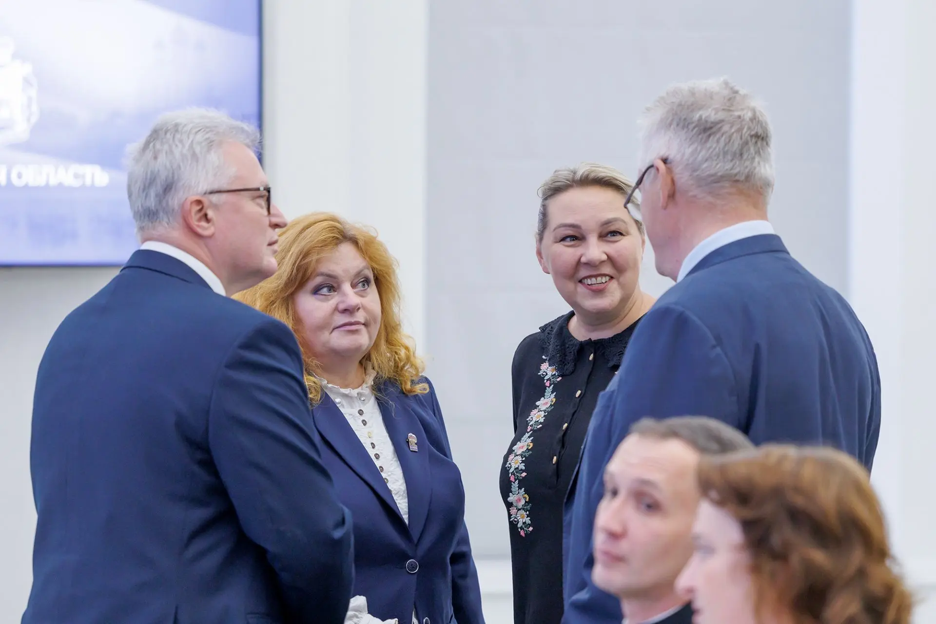 Первое заседание депутатов Заксобрания нового созыва в лицах