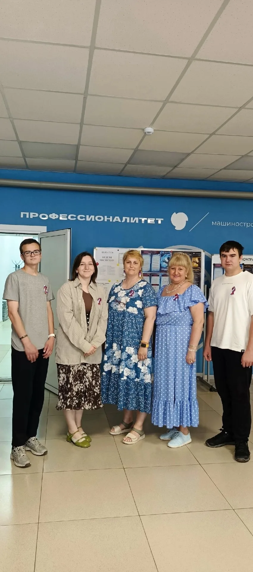 🇷🇺 Акция «Российский триколор» в Приборостроительном колледже!

В рамках мероприятий ко Дню России