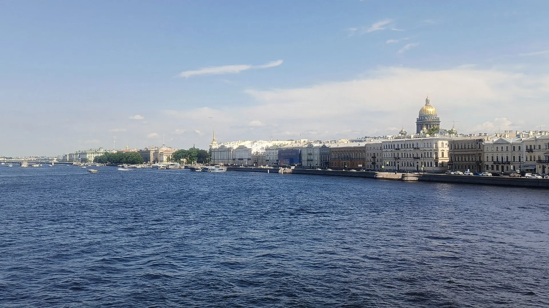 Уже решили, куда пойдёте в эти выходные? Последние дни лета - самое время замедлиться и...