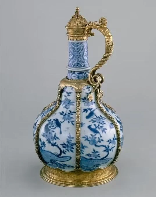 редкий кувшин из Бергли-Хауса (Линкольншир), созданный из китайского фарфора периода ди...