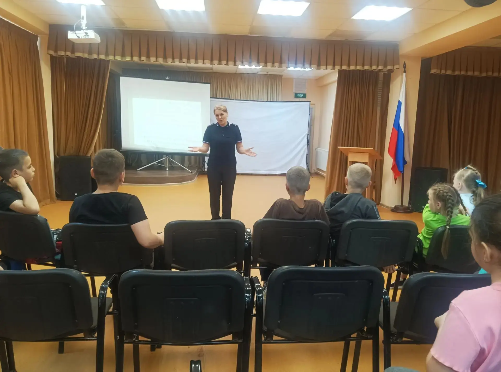 Пост: 12‑й день в лагере «Солнышко»
Двенадцатый день в лагере «Солнышко» получился насыщенным и запо