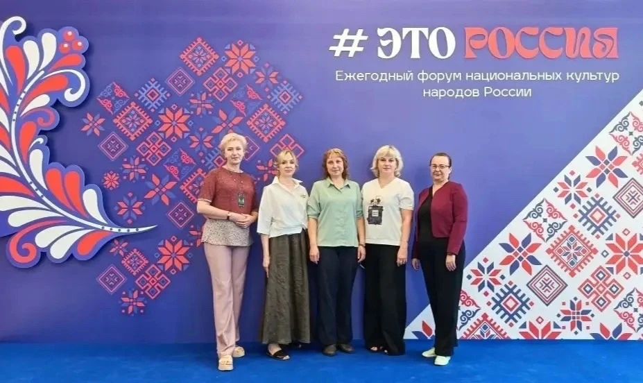 Преподаватели Линевской детской школы искусств Я.Л. Холина и И.В. Свиридова посетили еж...