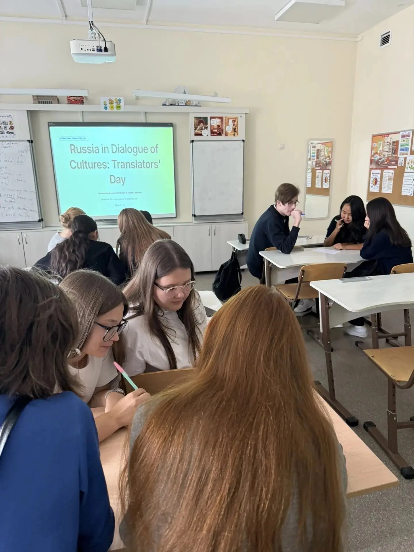 Россия в диалоге культур: как прошёл День переводчика в нашей школе