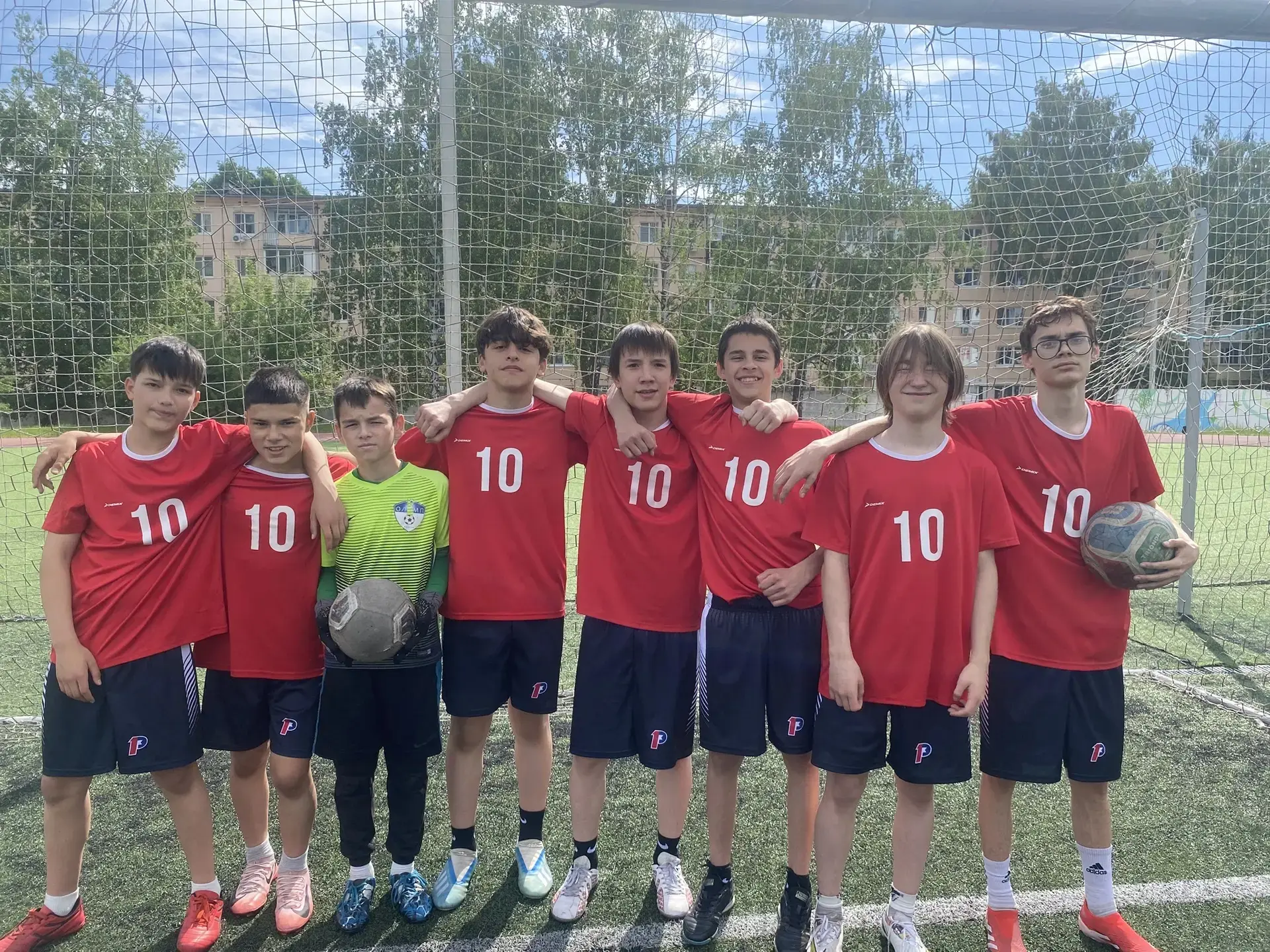 ⚽Команда нашей школы - участники Республиканского этапа Всероссийских  соревнований по ...