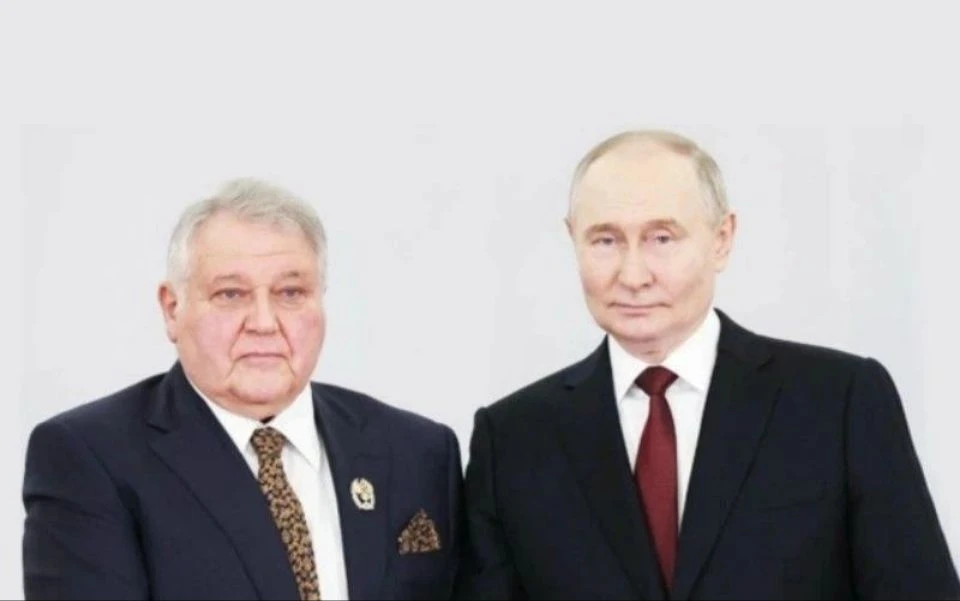 Президенту НИЦ «Курчатовский институт» Михаилу Валентиновичу Ковальчуку присвоено звани...