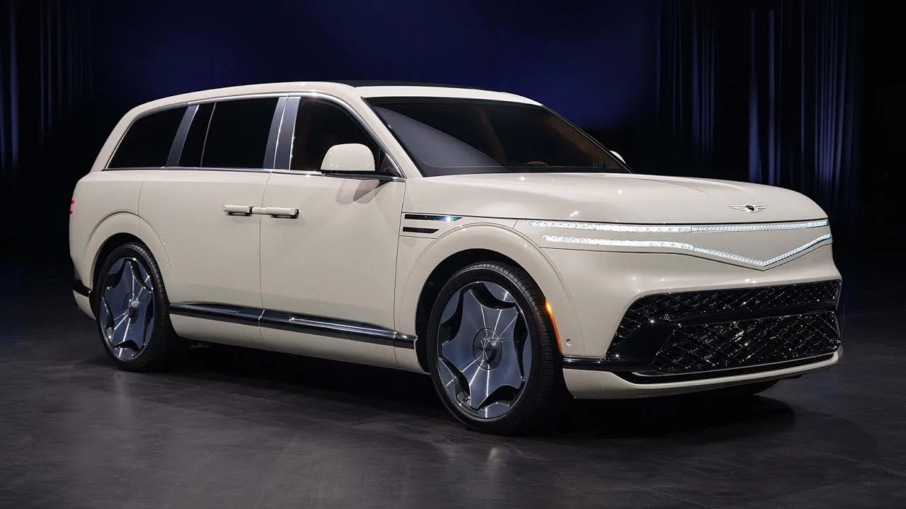 Genesis GV90: флагманский электрокроссовер показали миру