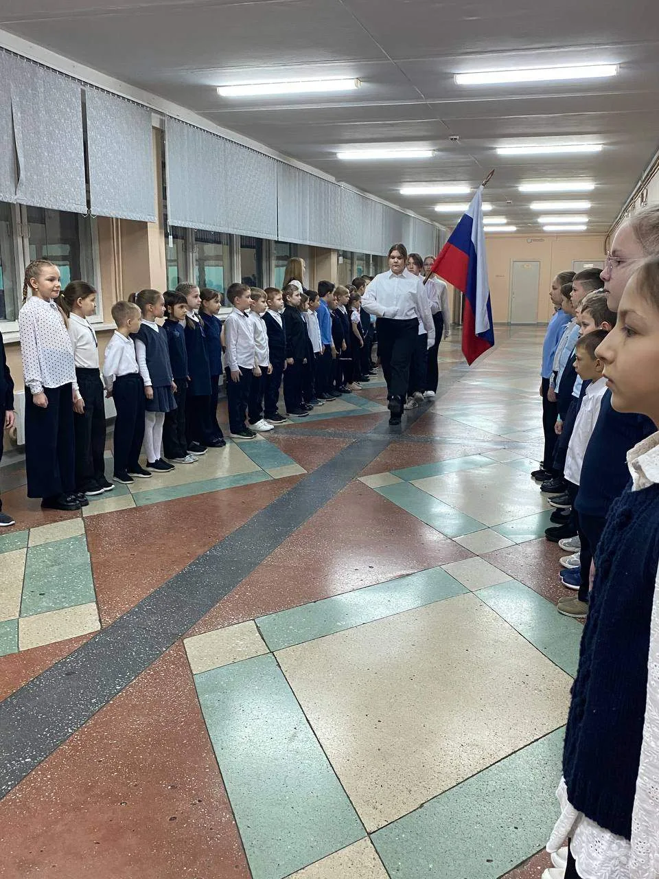 📌В нашей школе состоялась торжественная линейка, посвящённая вручению грамот участникам школьного эт