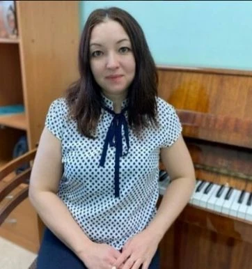 Сегодня свой День рождения отмечает педагог фортепианного отдела Загитова Ильвира Индус...