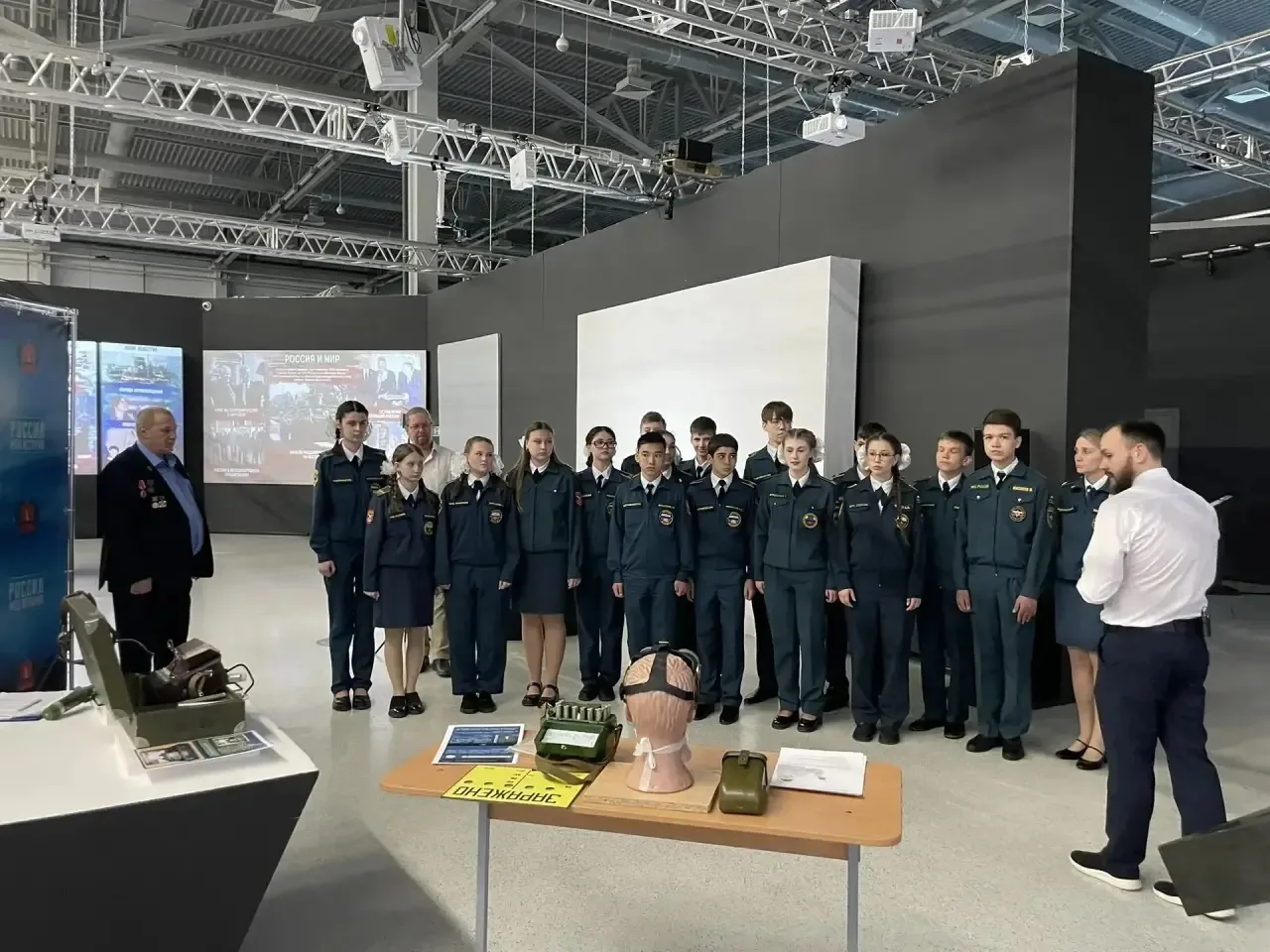 🇷🇺 Кадеты #МОУСШ81 — хранители памяти о героях Чернобыля  26 апреля 2026 года исполнилось 40 лет со 