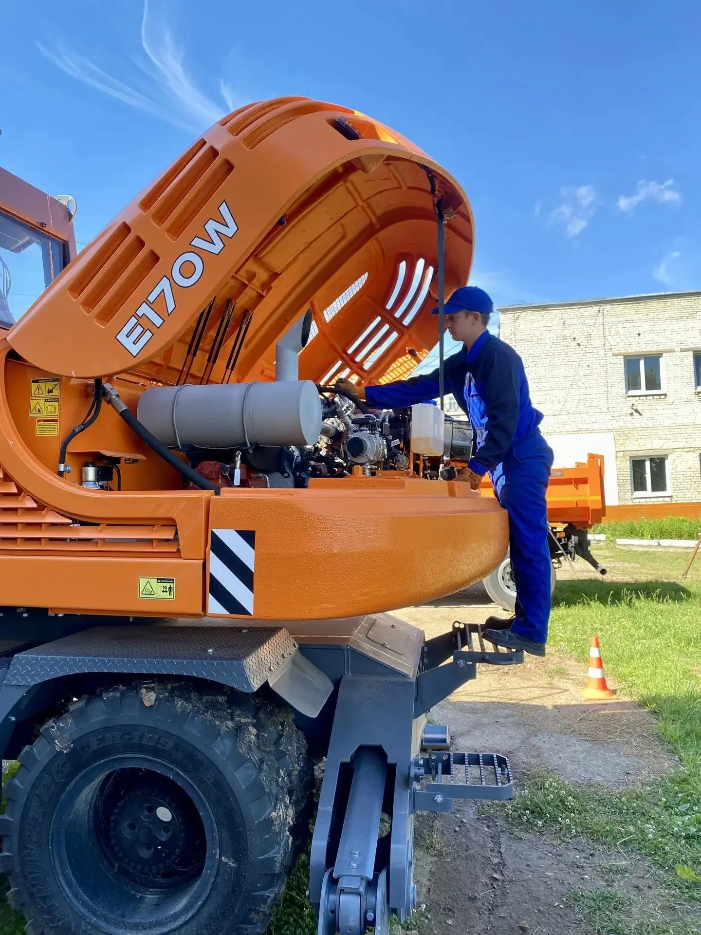 🛠 Финальный аккорд: сегодня — последний день демонстрационного экзамена у группы 2 МДСМ01‑24!

Наши